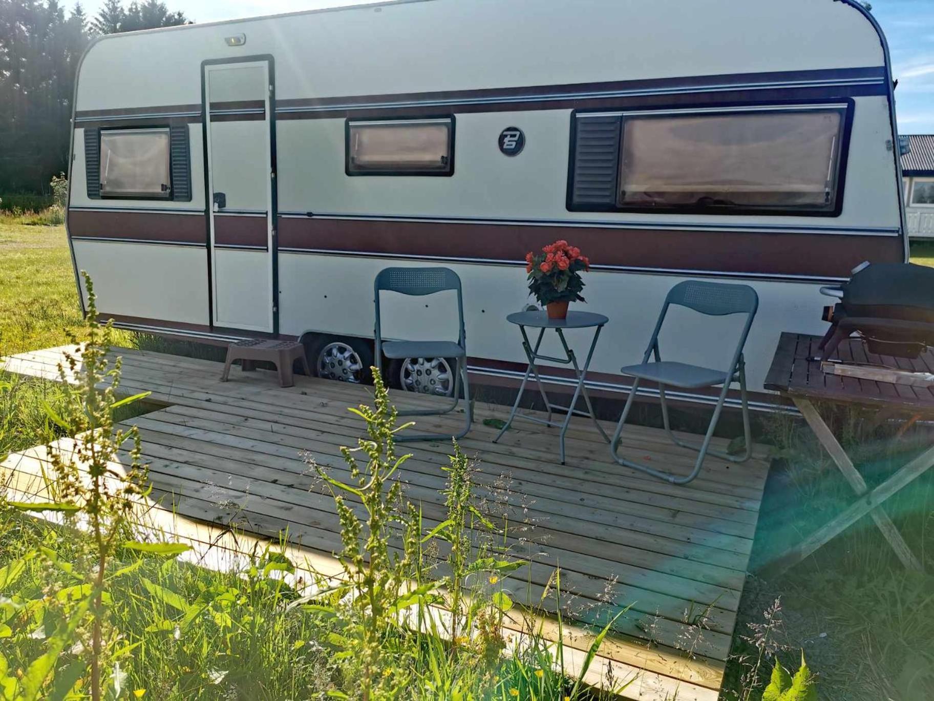 Campingplatz Vintage Caravan